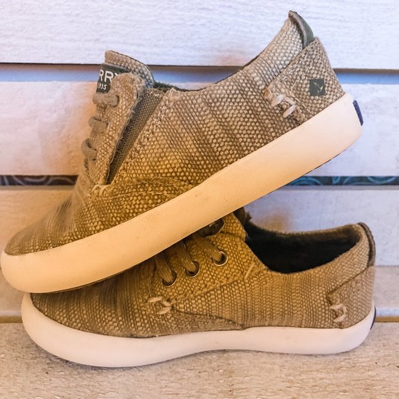 Tan Sperrys Size 8 - Picture 6 of 6